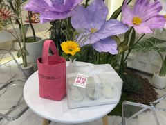 -山与蓝·轻糖鲜果蛋糕(勒泰店)