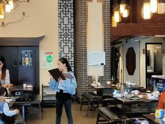 大堂-仁虎老火锅(黄泥磅店)