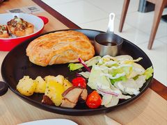 -必胜客(国贸店)