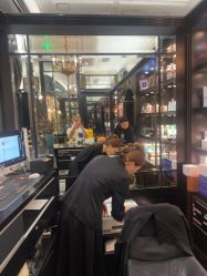 -CARR SALON英伦理容专业店