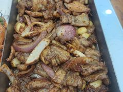 -老东镇啤酒屋海鲜加工·蒸汽海鲜·海鲜烧烤(台东店)