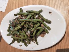 -渝信川菜 · 川味家常菜(财富购物中心店)