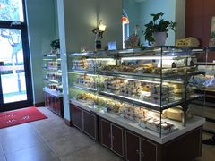 面包甜点陈列柜-起士林西餐厅(东经路店)
