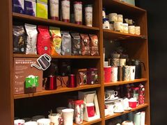 零售区-星巴克(成都机场T2店)