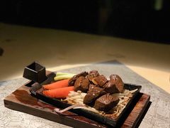-穹六人间 people 6(岳阳路店)