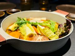 -蟹犇前•帝王蟹雪蟹(陆家嘴店)