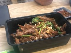 麻辣脱骨鸭掌-派派茶客(金杏花园店)