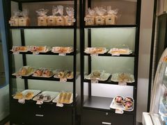 面包甜点陈列柜-一鸣真鲜奶吧(动车南站店)