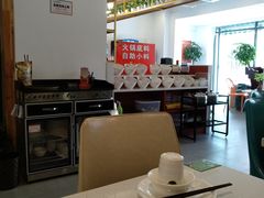 大堂-张大师鸭爪爪特色干锅(南湖店)