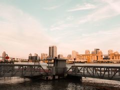 -丹东路渡口(轮渡站)