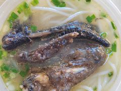 -正宗李家土鸡米线店