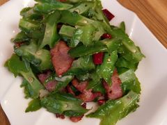 龙豆炒培根-大茴香越法料理(SOHO复兴店)