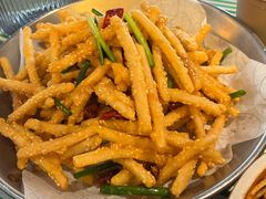 -巴厘龙虾·榜首油焖大虾(音乐学院·沿江酒馆店)