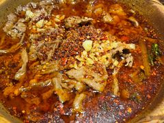 盐帮水煮牛肉-懒人盐府人家·自贡大麻鱼(安贞店)