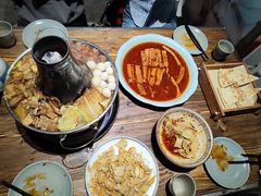 老陕锅-三姐妹餐厅(曲江店)