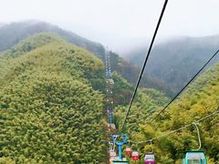 -浙东第一尖雪山欢乐谷
