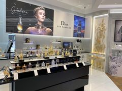 -Dior迪奥(上海世茂广场店)