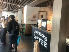 -星巴克(西藏路店)
