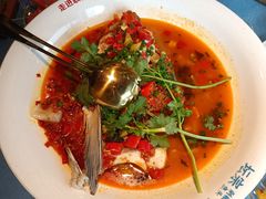 -坛宗剁椒鱼头(河西王府井店)