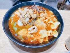 -粉探营螺蛳粉(长宁龙之梦店)