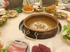-菌海森林·非遗野生菌火锅(西山区滇池路摩根道店)