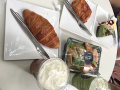 星巴克(沙面店)-星巴克臻选(广州沙面店)