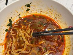 臻味私房红烧牛肉面-康师傅私房牛肉面(申虹店)