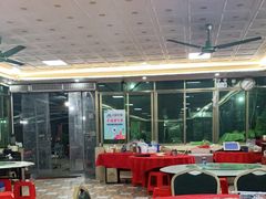 大堂-伟记牛蹄(望牛墩店)