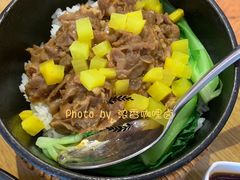 肥牛煲仔饭-台上设计餐厅(歌华大厦店)