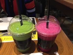 牛油果霜-乐凯撒披萨(中心书城店)