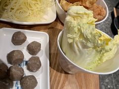 -三人行骨头王火锅(长寿店)