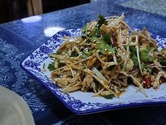 -蜗牛小馆醉乡民谣云南菜(惠新西里店)