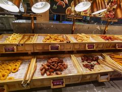 -山焱·炭火自助烤肉(周浦万达店)
