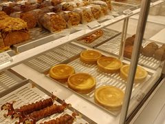 -好利来(上海长宁龙之梦店)