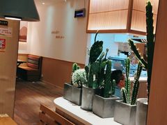 -蜜桃餐厅·伴山(湖滨商业街店)