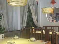 -春天里餐厅(西田城店)