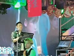 -路边边.炒菜烧烤.音乐餐厅(良乡长虹店)