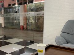 -鲨鱼皮汽车凹陷玻璃修复(静安店)