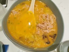 秘制酸汤肥牛-鹿港小镇(悠唐店)