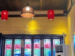 -富正毅三下锅·湘西韵味(天门山索道店)