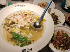 -酸渡·老坛酸菜鱼·现炒下饭菜(港惠新天地店)