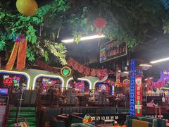 -路边边.炒菜烧烤.音乐餐厅(良乡长虹店)