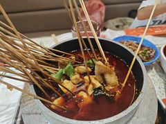麻辣涮肚-小董哥烤串·爆汁大油边(故宫店)