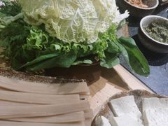 -顶顶汤火牛排火锅·经典铜锅涮肉