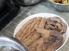 -金卯白肉罩火烧