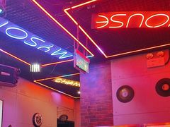 -唱吧麦颂KTV(马驹桥店)