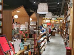 -百新书局(尚悦湾店)