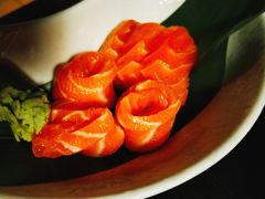 三文鱼刺身-日本料理神拉面