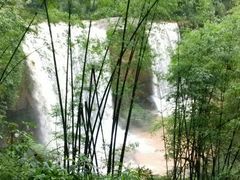 飞蛙崖瀑布-四洞沟景区