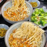 12只蟹做的一碗蟹黄捞面🍜我连碗都想舔干净
